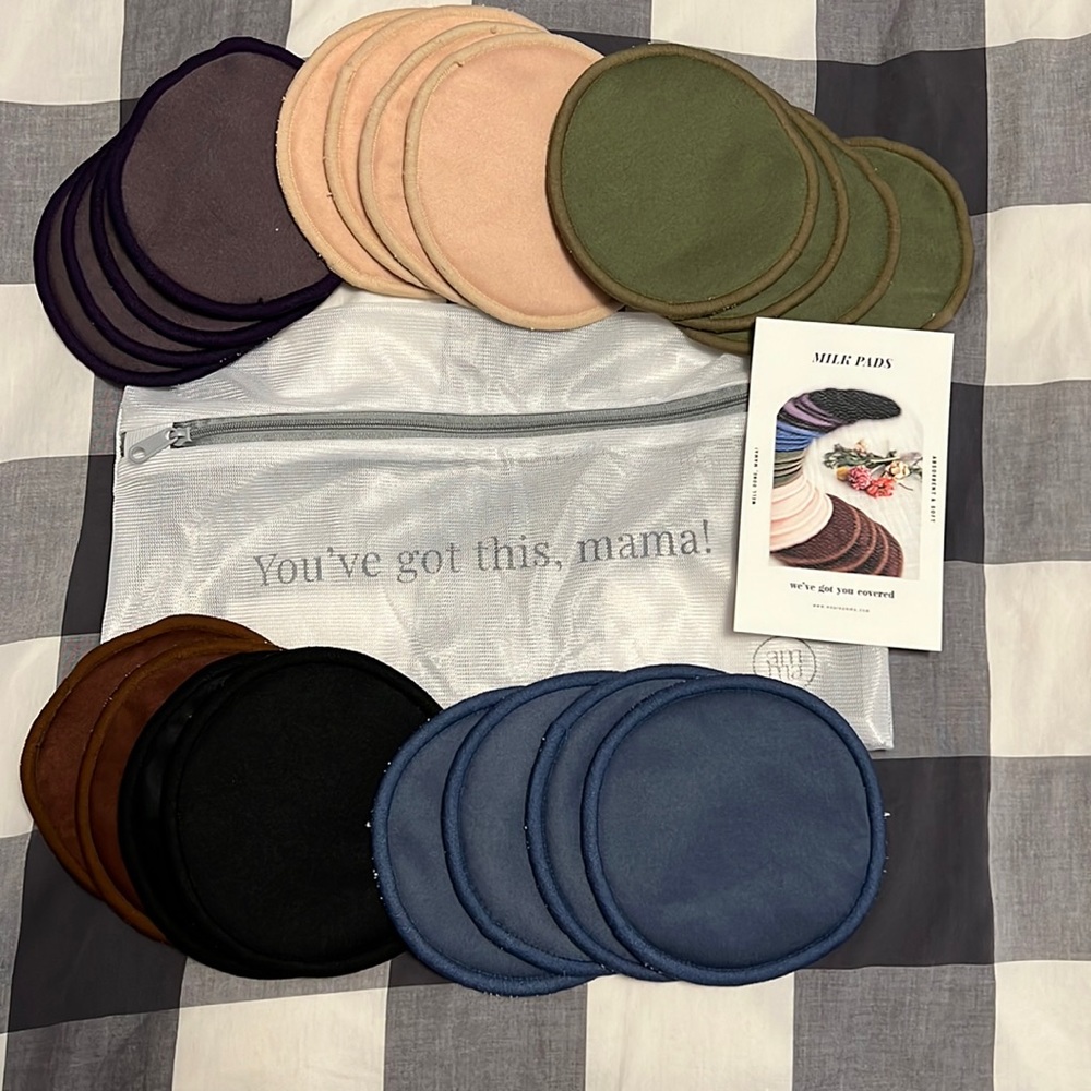 Washable and reusable organic breast pads